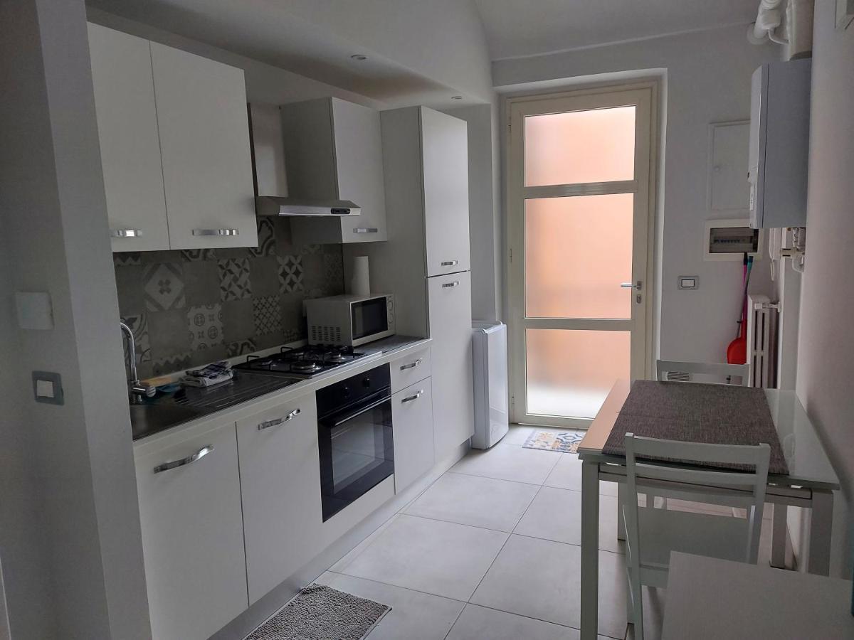 Ags Apartment Asti Luaran gambar